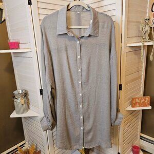 E-Retro Plus Size XXL, Long Sleeved, Button Down, Super Long Blouse, Gray, NWT